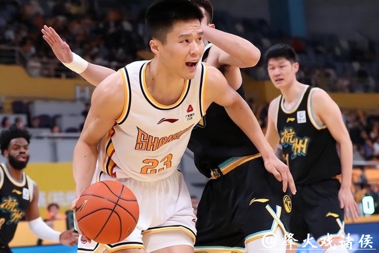 贾诚20分摩尔特里27+14 山东胜同曦锁定季后赛 贾诚20分摩尔特里27+14 山东胜同曦锁定季后赛